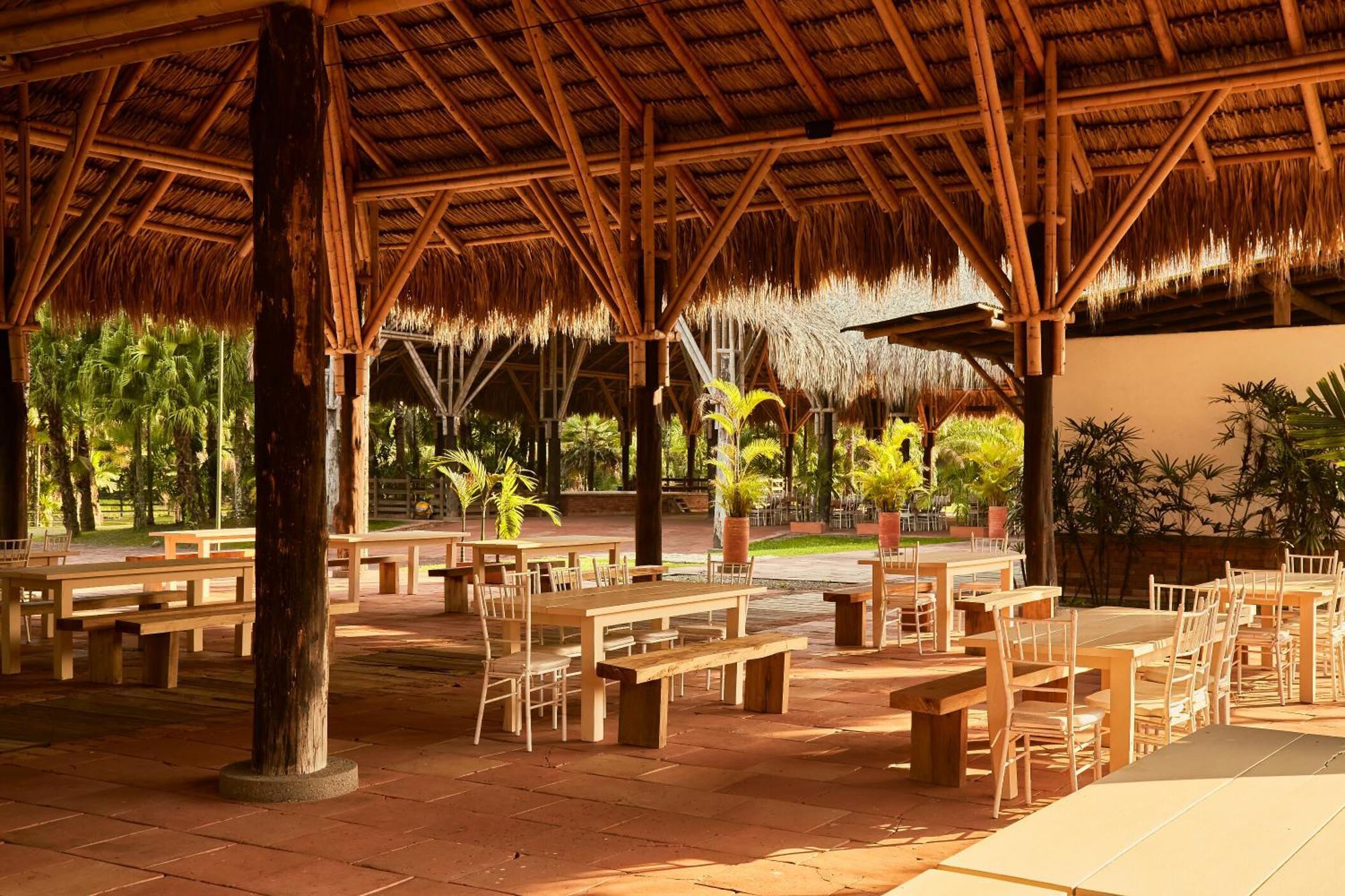 Hotel Reserva De Piedemonte 比亚维森西奥 外观 照片